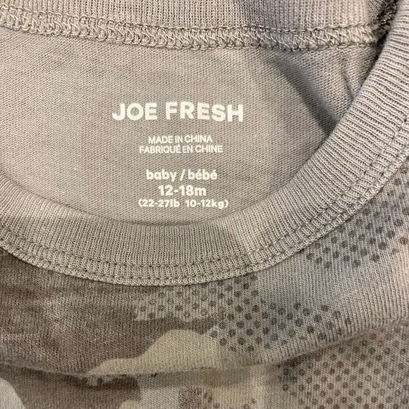 2 for $15💥Joe Fresh Baby Boy Camo Shirt - Picture 3 of 3